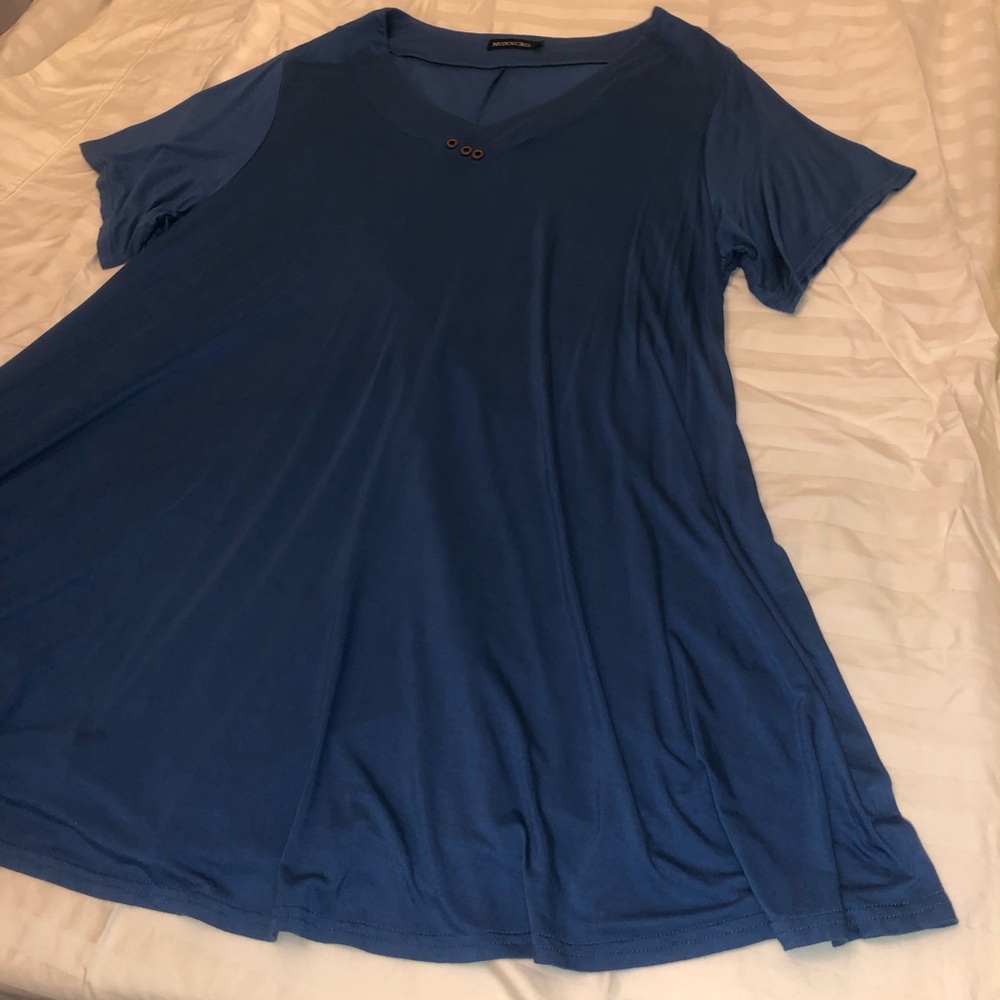 Short Sleeve Women's long top or mini dress, dark Blue V-Neck like new